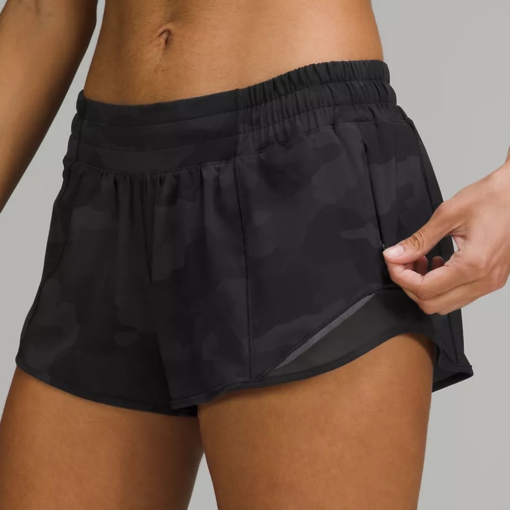 Lululemon camo hotty hot 4’’ shorts